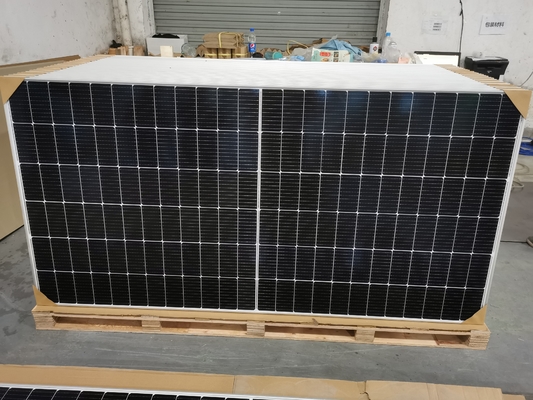 पीवी मॉड्यूल मोनोक्रिस्टलाइन सिलिकॉन सेल सौर ऊर्जा पैनल 540W 550W